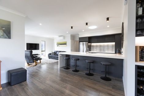 Photo of property in 12 Ruahine Road, Poraiti, Napier, 4112