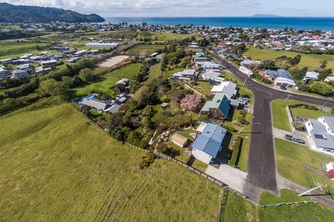 Photo of property in 5 Farm Road, Waihi Beach, 3611