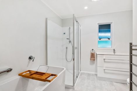 Photo of property in 55 Takapu Road, Manakau, Levin, 5573