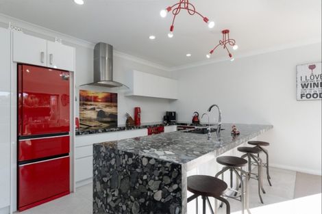 Photo of property in 9 Wood Street, Greytown, 5712