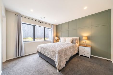 Photo of property in 11 Rewarewa Way, Timberlea, Upper Hutt, 5018