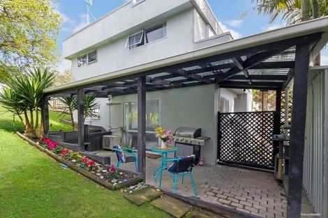 Photo of property in 4/24 Eastglen Road, Glen Eden, Auckland, 0602