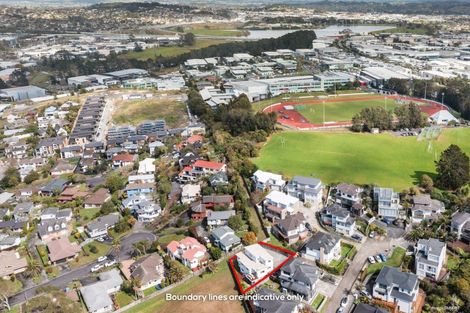 Photo of property in 65 Zara Court, Windsor Park, Auckland, 0632