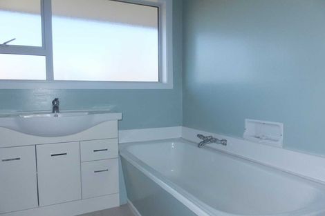 Photo of property in 2/11 Powell Crescent, Ilam, Christchurch, 8041