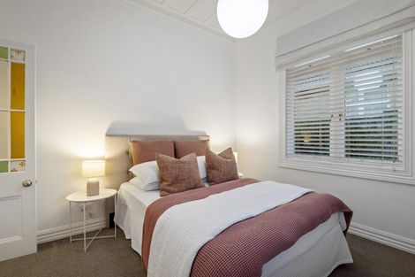 Photo of property in 9 Coronation Street, Belmont, Auckland, 0622