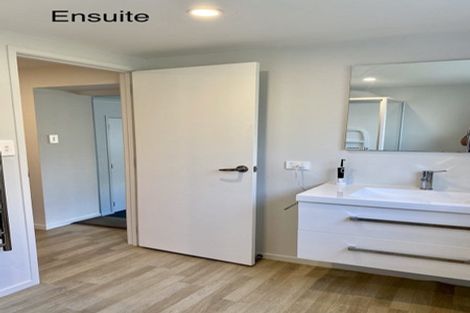 Photo of property in 23 Nevada Avenue, Pakuranga Heights, Auckland, 2010