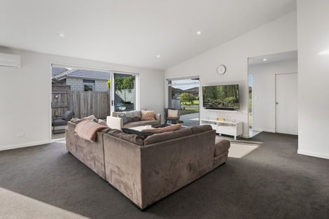 Photo of property in 12 Kahuparere Crescent, Pyes Pa, Tauranga, 3112