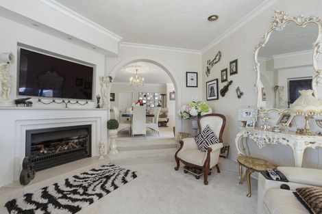 Photo of property in 91 Beatty Road, Pukekohe, 2120