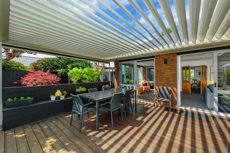 Photo of property in 32 Althorp Place, Avonhead, Christchurch, 8042