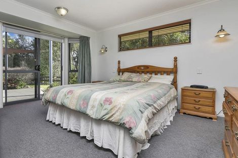 Photo of property in 14 Mcentee Road, Waitakere, Auckland, 0816