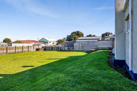 Photo of property in 35 Norfolk Street, Patea, 4520
