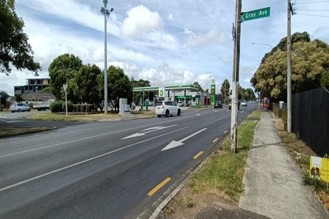 Photo of property in 2/265 Massey Road, Mangere East, Auckland, 2024