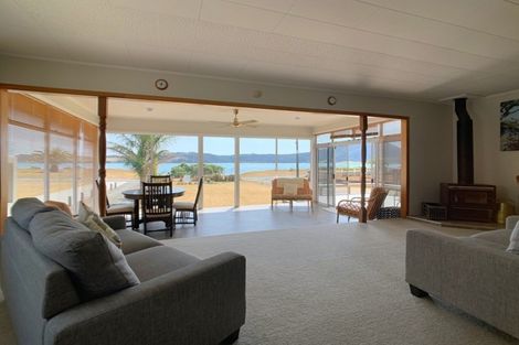 Photo of property in 38 Waterfront Road, Pukenui, 0484