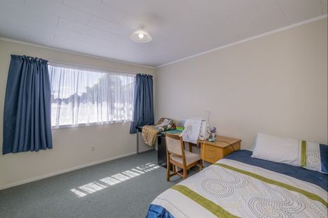 Photo of property in 8 O'rourke Place, Otaki Beach, Otaki, 5512