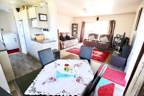 Photo of property in 98b Riverview Road, Huntly, 3700