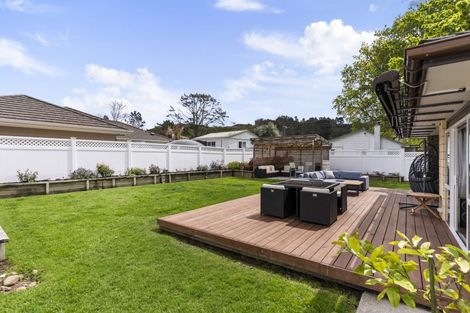 Photo of property in 2 Crabb Fields Lane, Riverhead, 0820