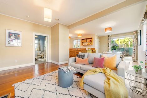 Photo of property in 1/14 Pohutukawa Street, Woburn, Lower Hutt, 5010