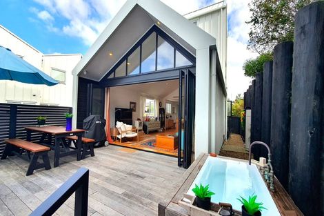 Photo of property in 13 Boathouse Bay Lane, Snells Beach, 0920