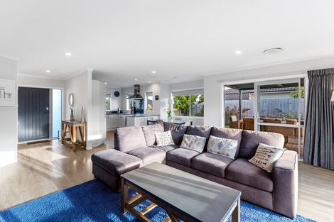 Photo of property in 4 Gallipoli Place, Paraparaumu, 5032