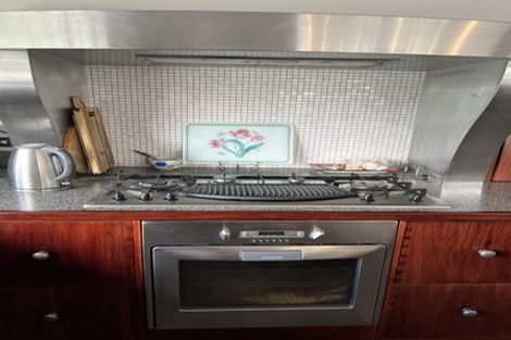 Photo of property in 3 Onemana Way, Te Atatu Peninsula, Auckland, 0610