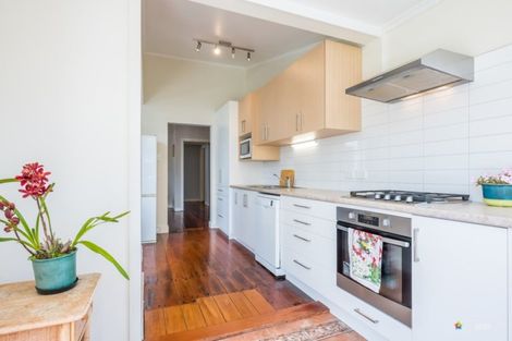 Photo of property in 25 Plunket Avenue, Petone, Lower Hutt, 5012