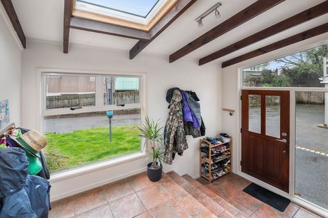 Photo of property in 86 Tarawera Road, Lynmore, Rotorua, 3010