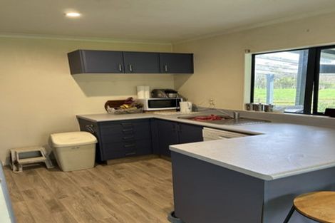 Photo of property in 45 Koputaroa Road, Levin, 5575