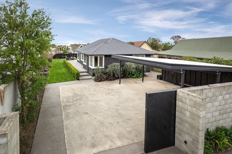 Photo of property in 29 Main Road, Redcliffs, Christchurch, 8081