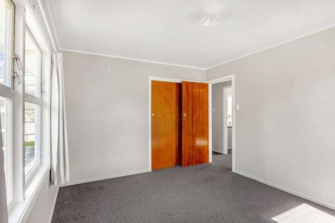 Photo of property in 1 Donna Street, Outer Kaiti, Gisborne, 4010