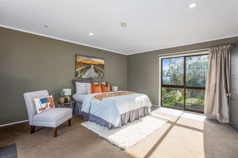 Photo of property in 14 Staysail Place, Whitby, Porirua, 5024