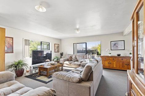 Photo of property in 518 Great South Road, Rosehill, Papakura, 2113