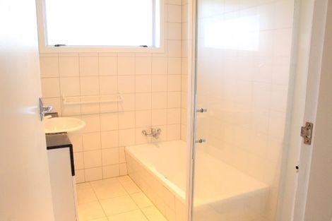 Photo of property in 65 Cardiff Road, Pakuranga, Auckland, 2010