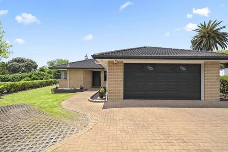 Photo of property in 114d Sandspit Road, Waiuku, 2123