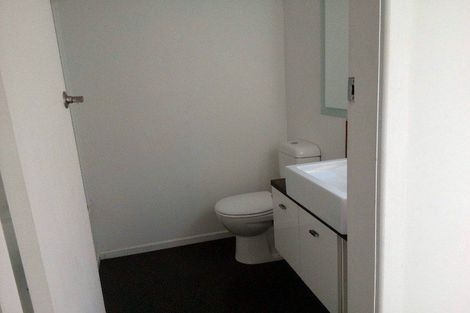 Photo of property in 104a Darlington Road, Miramar, Wellington, 6022