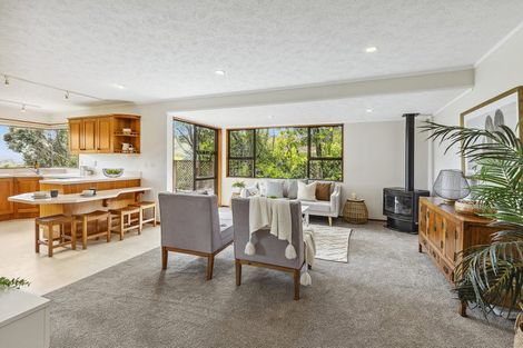 Photo of property in 14a Spicer Place, Tawa, Wellington, 5028