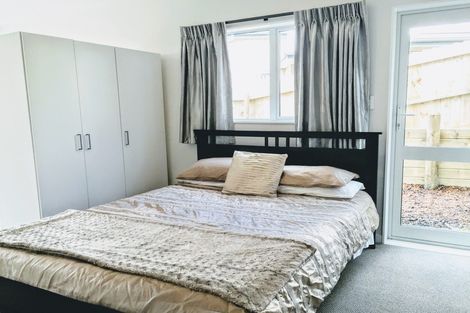 Photo of property in 30a Schnapper Rock Road, Schnapper Rock, Auckland, 0632