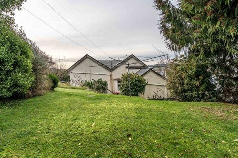 Photo of property in 16a-b Johnston Street, Gore, 9710