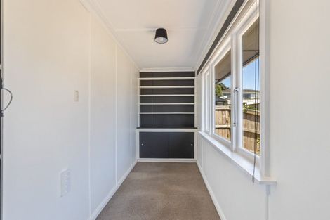 Photo of property in 110 Seaview Road, Westown, New Plymouth, 4310