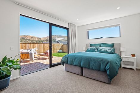 Photo of property in 18 Plough Street, Jacks Point, 9371