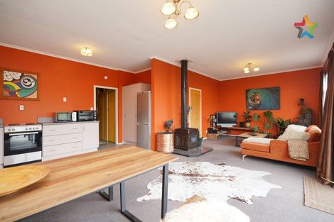 Photo of property in 21 Main Street, Otautau, 9610