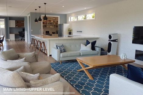 Photo of property in 31 Brick Bay Drive, Sandspit, Warkworth, 0982