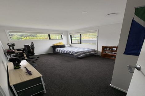 Photo of property in 7 Desert Gold Lane, Wallaceville, Upper Hutt, 5018