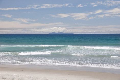 Photo of property in 24 Leet Crescent, Papamoa Beach, Papamoa, 3118