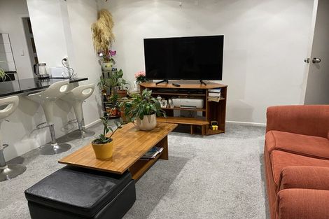 Photo of property in 37 Hallberry Road, Mangere East, Auckland, 2024
