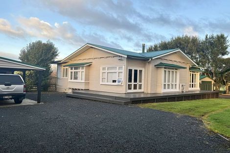 Photo of property in 124 Kanohi Road, Kaukapakapa, 0873