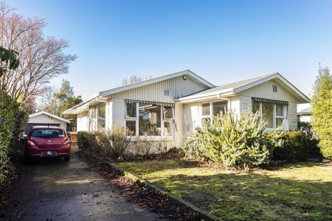 Photo of property in 8 Westmont Street, Ilam, Christchurch, 8041