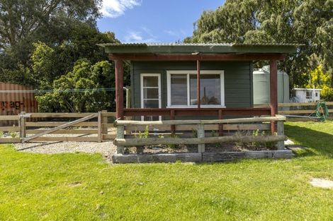 Photo of property in 429 Timaru Road, Waimate, 7978