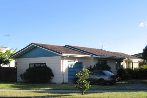 Photo of property in 107 Queens Road, Waikanae Beach, Waikanae, 5036