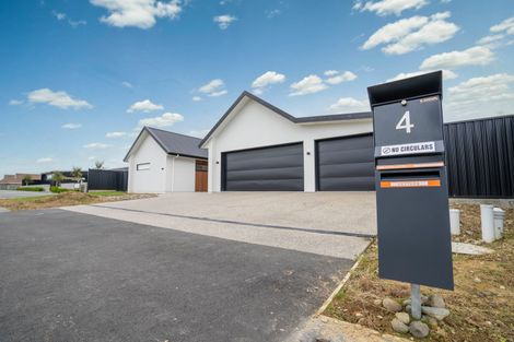 Photo of property in 4 Barker Place, Waikiwi, Invercargill, 9810