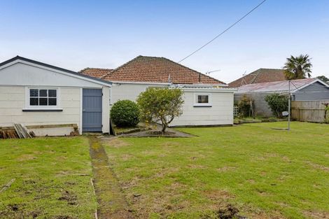 Photo of property in 5 Raleigh Street, Vogeltown, New Plymouth, 4310